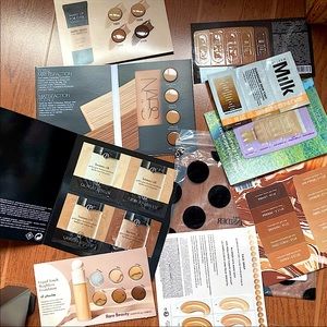 Sephora US Foundation Sample Bag + MAC Lipstick Sample